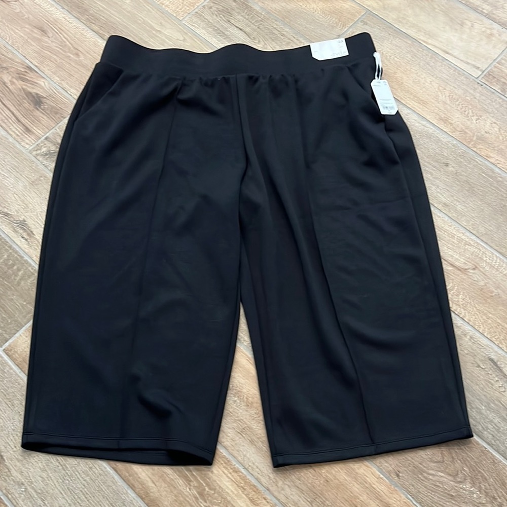 Stylus black plus size wide leg cropped knit pants-scuba knit feels like butter!